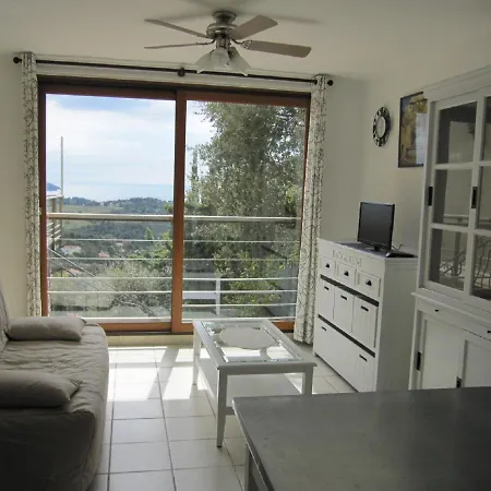 Les Parpaioun Apartment La Croix-Valmer